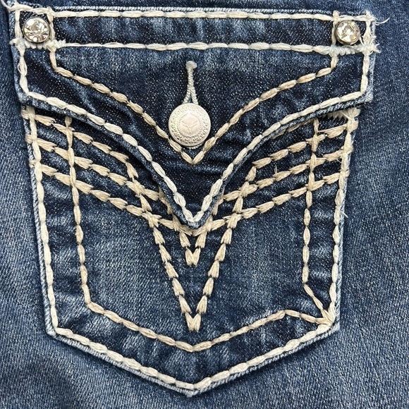 Vigoss The New York Bootcut Jeans - Size 5/6 - Great Stitching Details - Picture 3 of 11